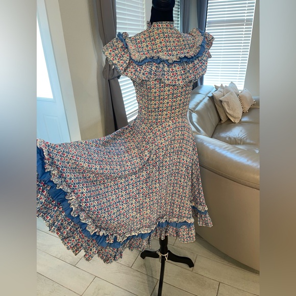 Dresses & Skirts - Vintage 1930s? Cotton Calico lawn handmade prairie cottage back lace up dress XS